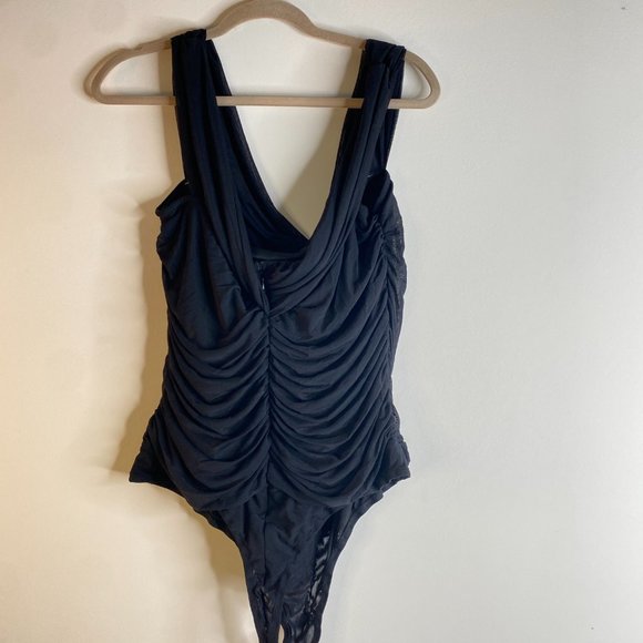 Fashion Nova Ruched Black Bodysuit Size 2X - Picture 2 of 3